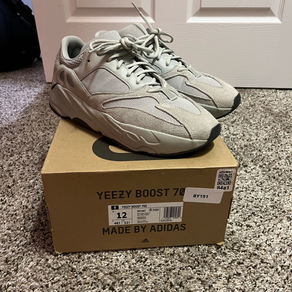Adidas Yeezy Boost 700 in Light Gray